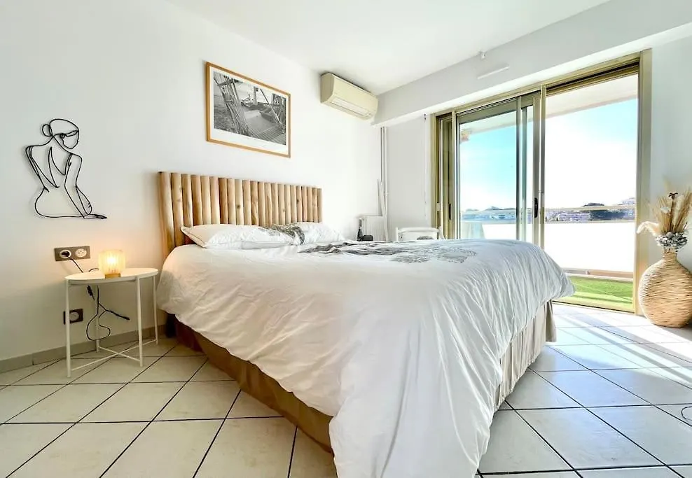Apartment Magnifique 2P Vue Mer Terrasse Parking Juan-les-Pins