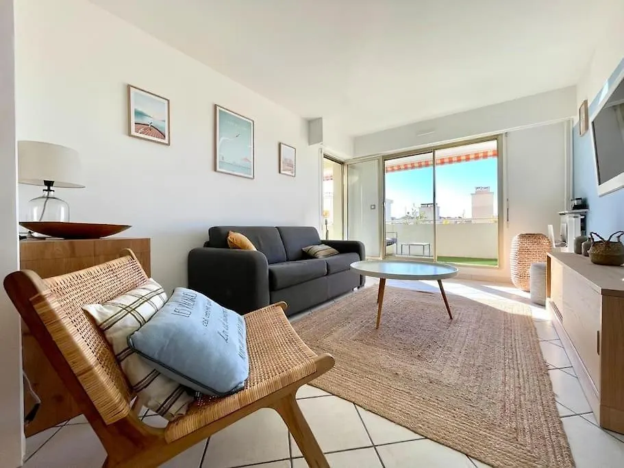 Magnifique 2P Vue Mer Terrasse Parking Juan-les-Pins Apartamento