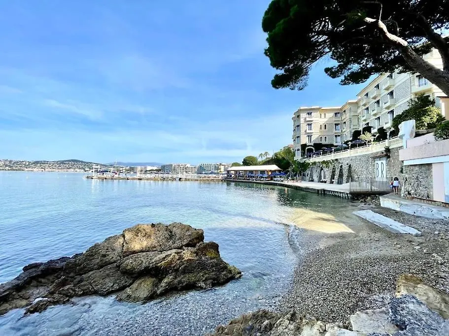 Magnifique 2P Vue Mer Terrasse Parking Juan-les-Pins Apartamento